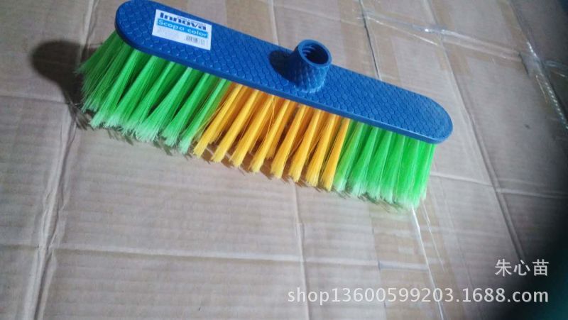 厂家直销 大量出口 扫把头 塑料软丝扫帚 家用普通扫把 拖把