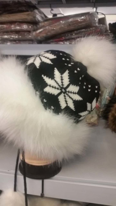 Snow Princess hat Lei Feng hat thumbnail