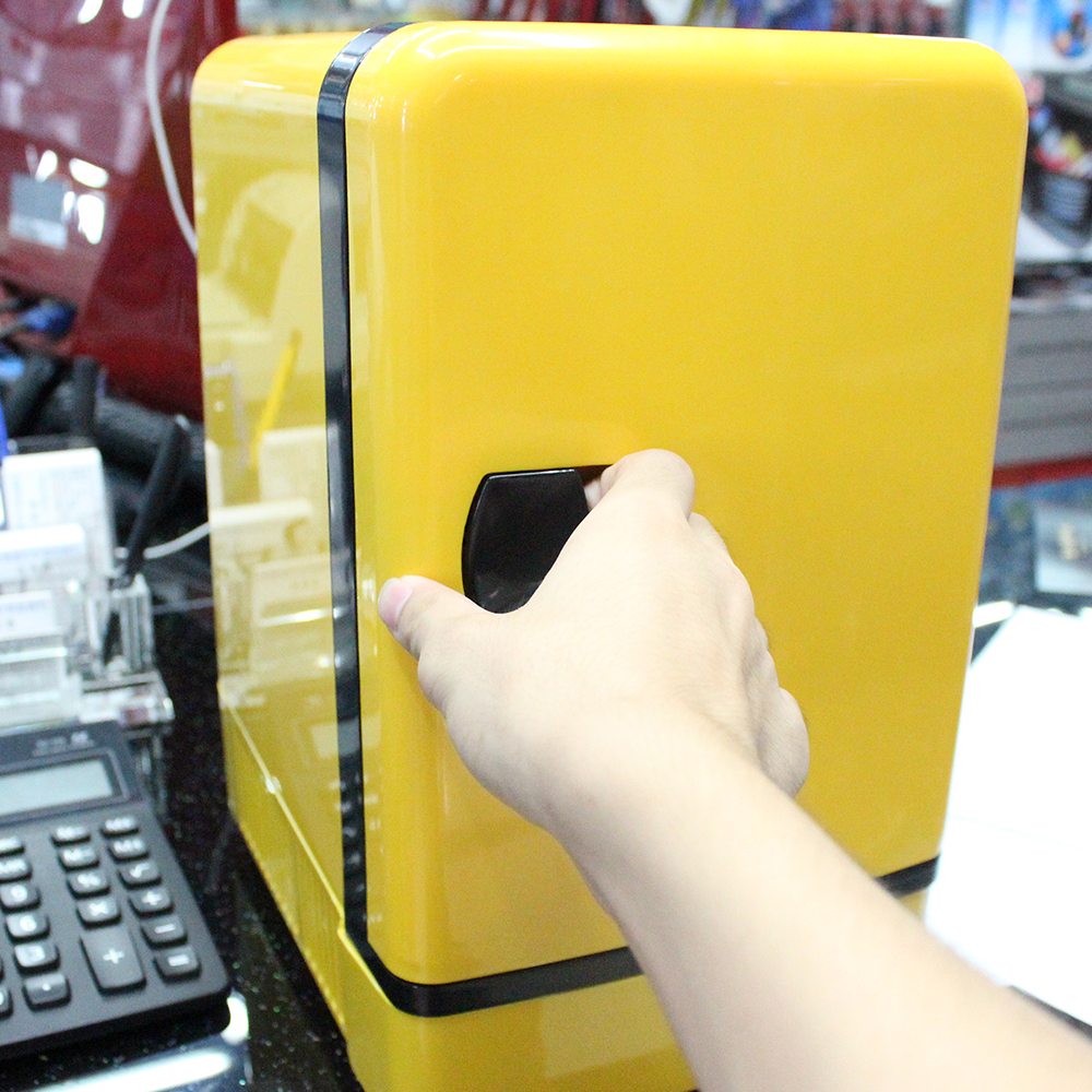 7L小冰箱迷你小型车载冰箱宿舍家用化妆品制冷冷藏箱车家两用细节图