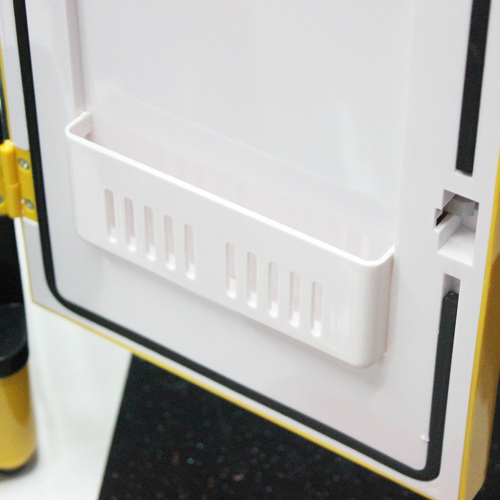 车载冰箱实物图