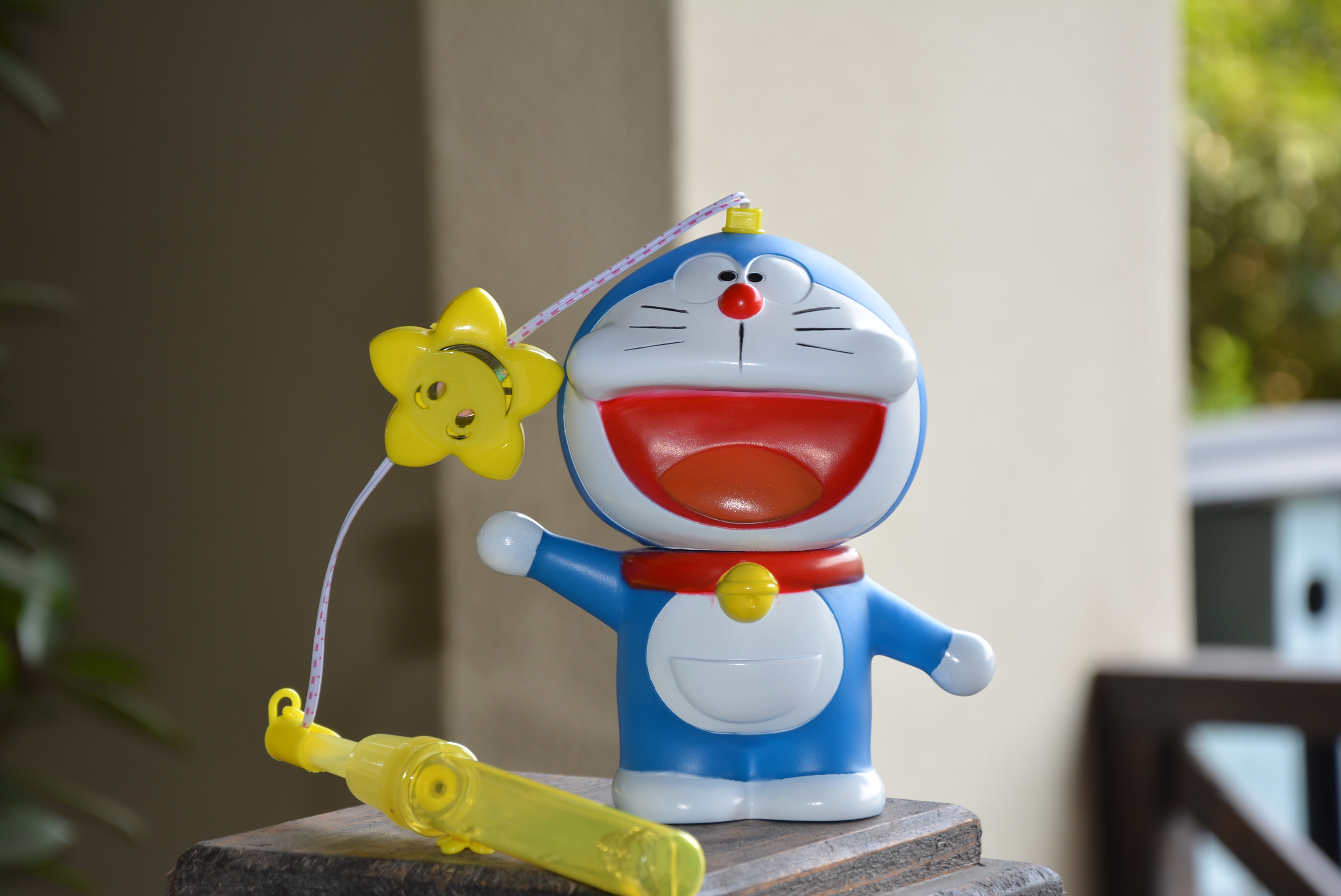 多啦A梦提灯带音乐 搪胶玩具 手提灯 元宵灯 中秋灯 储钱罐细节图