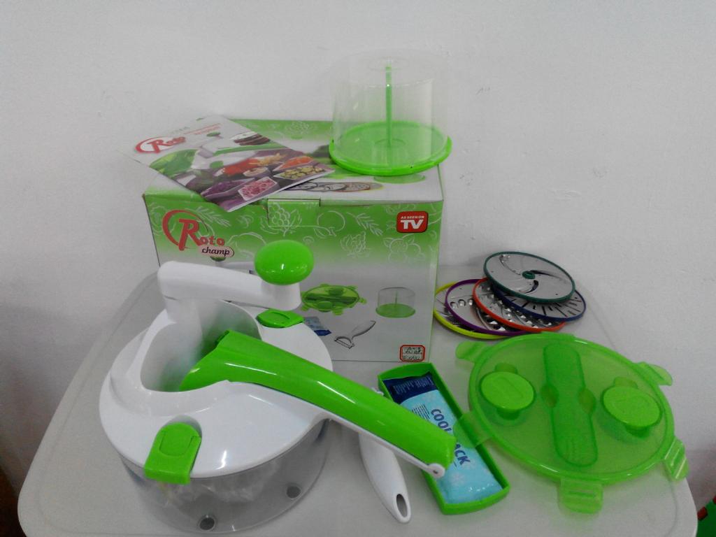Multi-functional vegetable cutter 16-piece set ROTO CHAMP Salad grinder with shredded strips