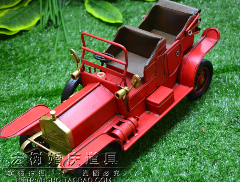 Retro prop model cars, tinplate spray-painted model cars, retro cars for wedding details Picture