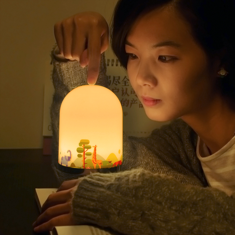 创意小白led随手灯 usb智能充电小夜灯 床头灯卧室小台灯产品图
