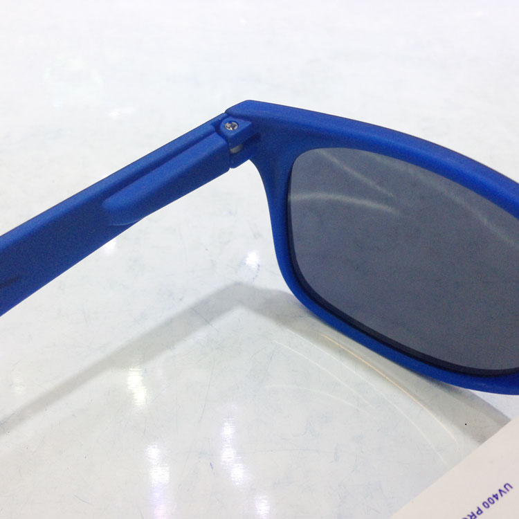太阳镜实物图