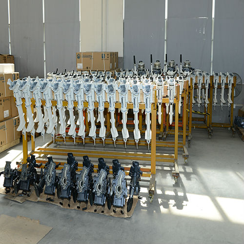 发动机总成实物图