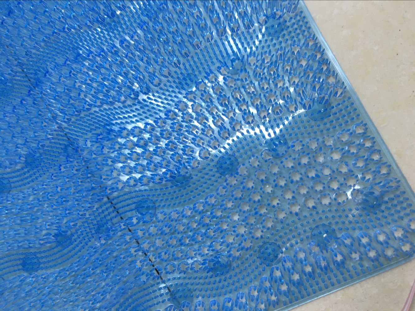 PVC wave grass bathroom mat, anti-slip mat, PVC anti-slip mat, bathroom anti-slip mat, bathtub mat Specification drawing