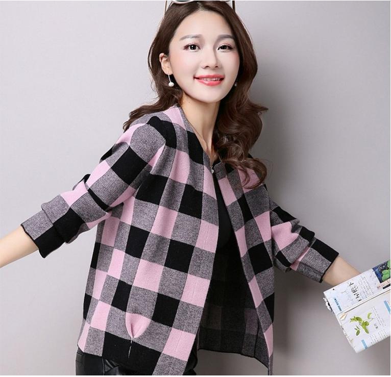 New cardigan Korean version of crew-neck plaid small coat knitted cardigan short sweater with sweater