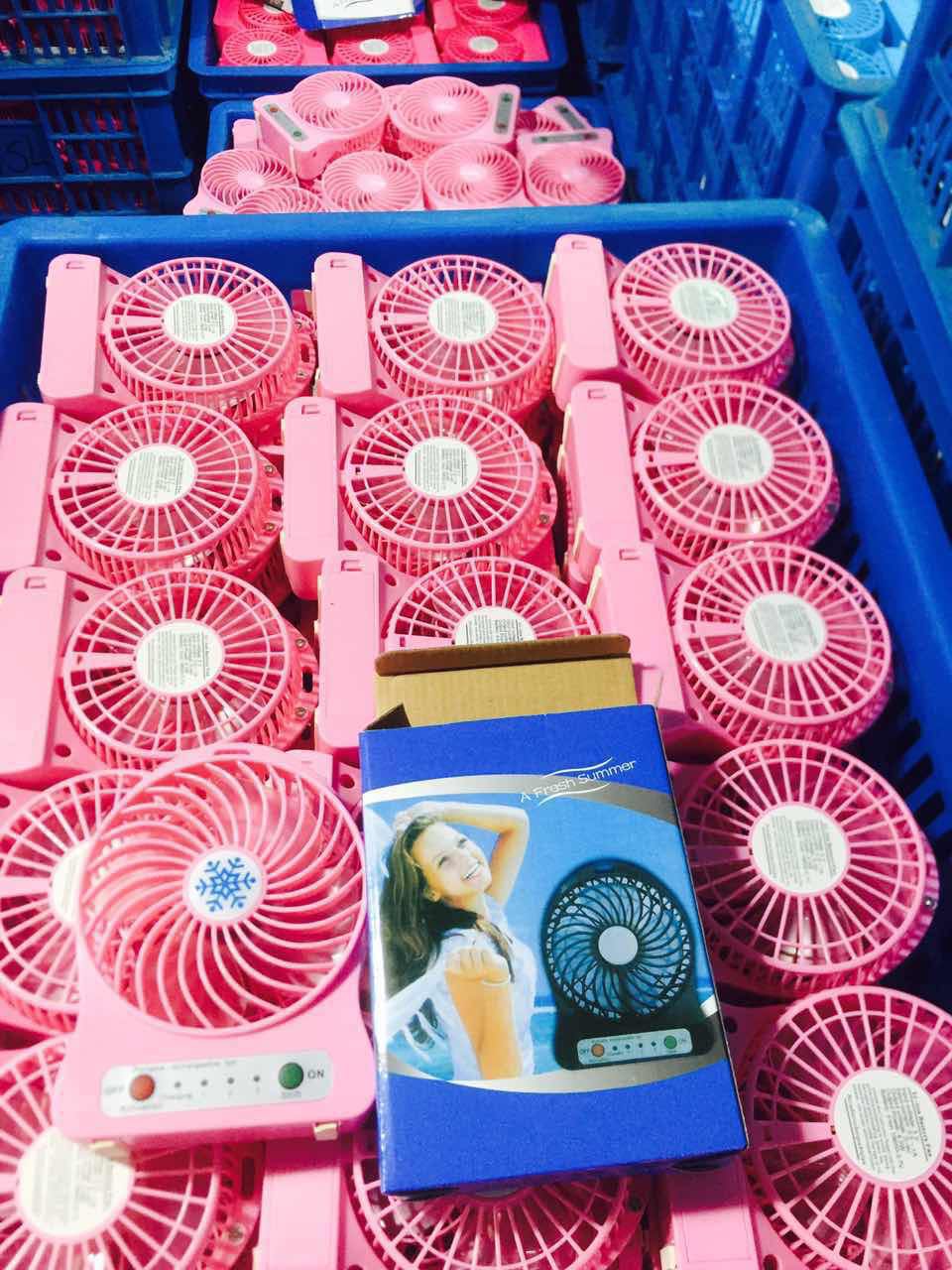 迷你芭蕉扇可充电风扇雪花USB充电风扇手持风扇三档强风扇产品图