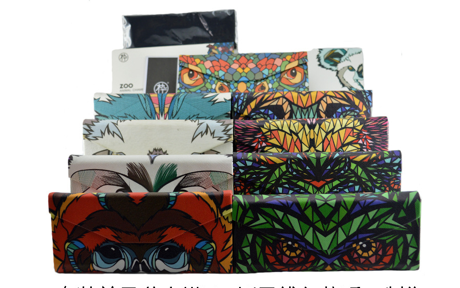 New animal wood 90 glasses case folding wallet handcrafted glasses case set wholesale, available in leather and kraft paper Application Scenario