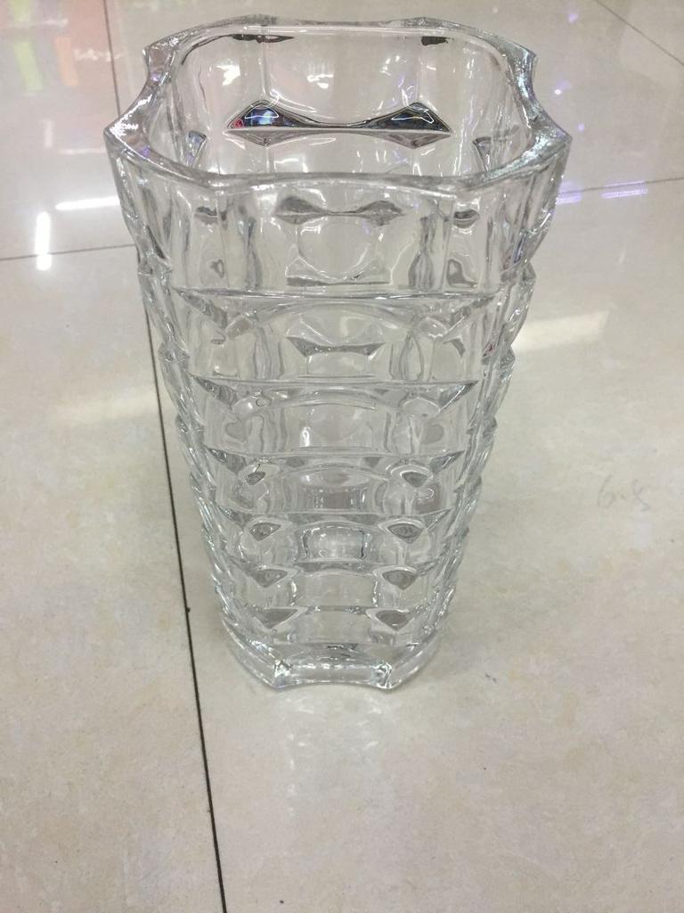 装饰花瓶实物图