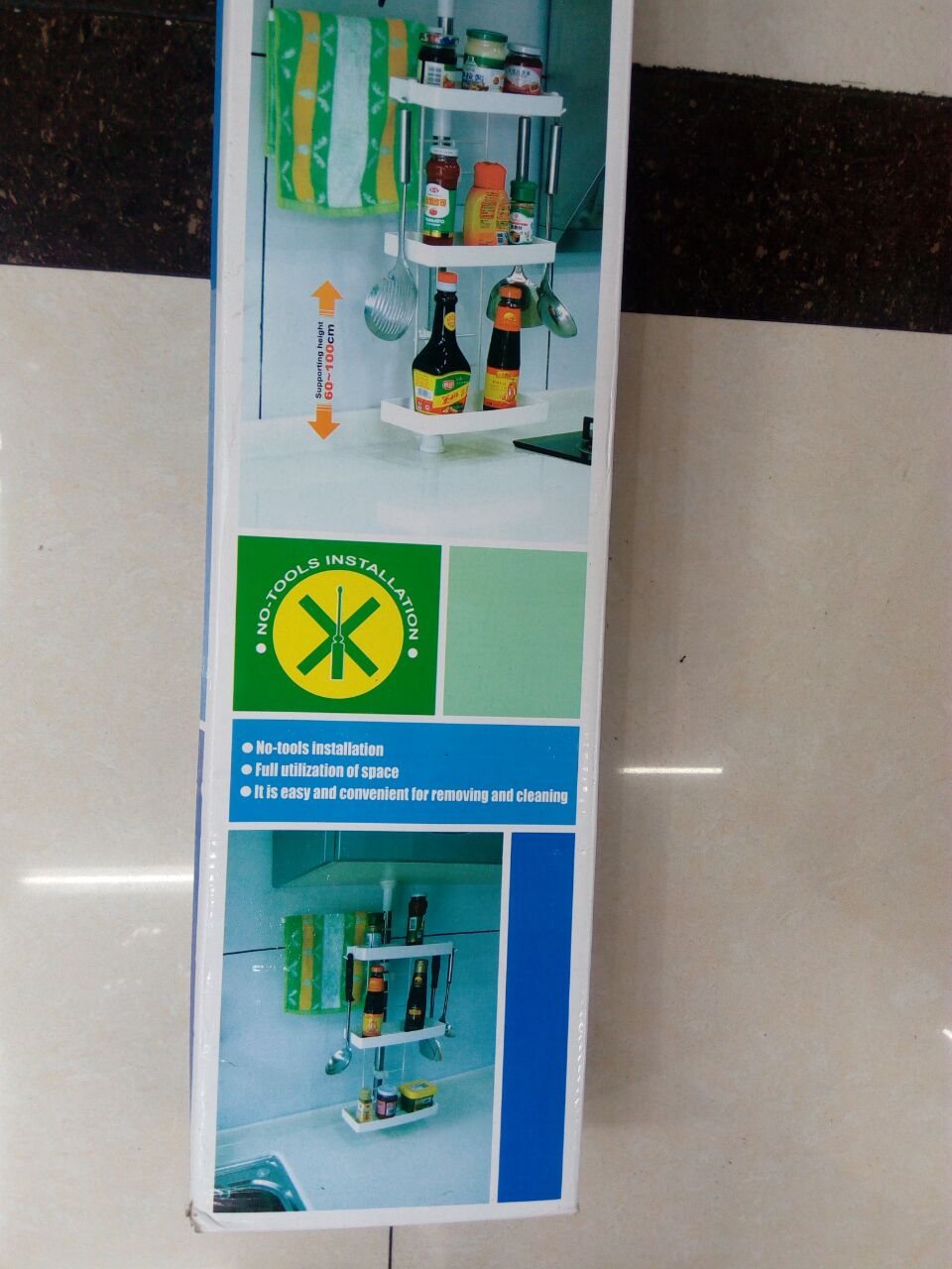 The multi-functional hanging rack TVSssemblb drawin is hung behind the door Specification image