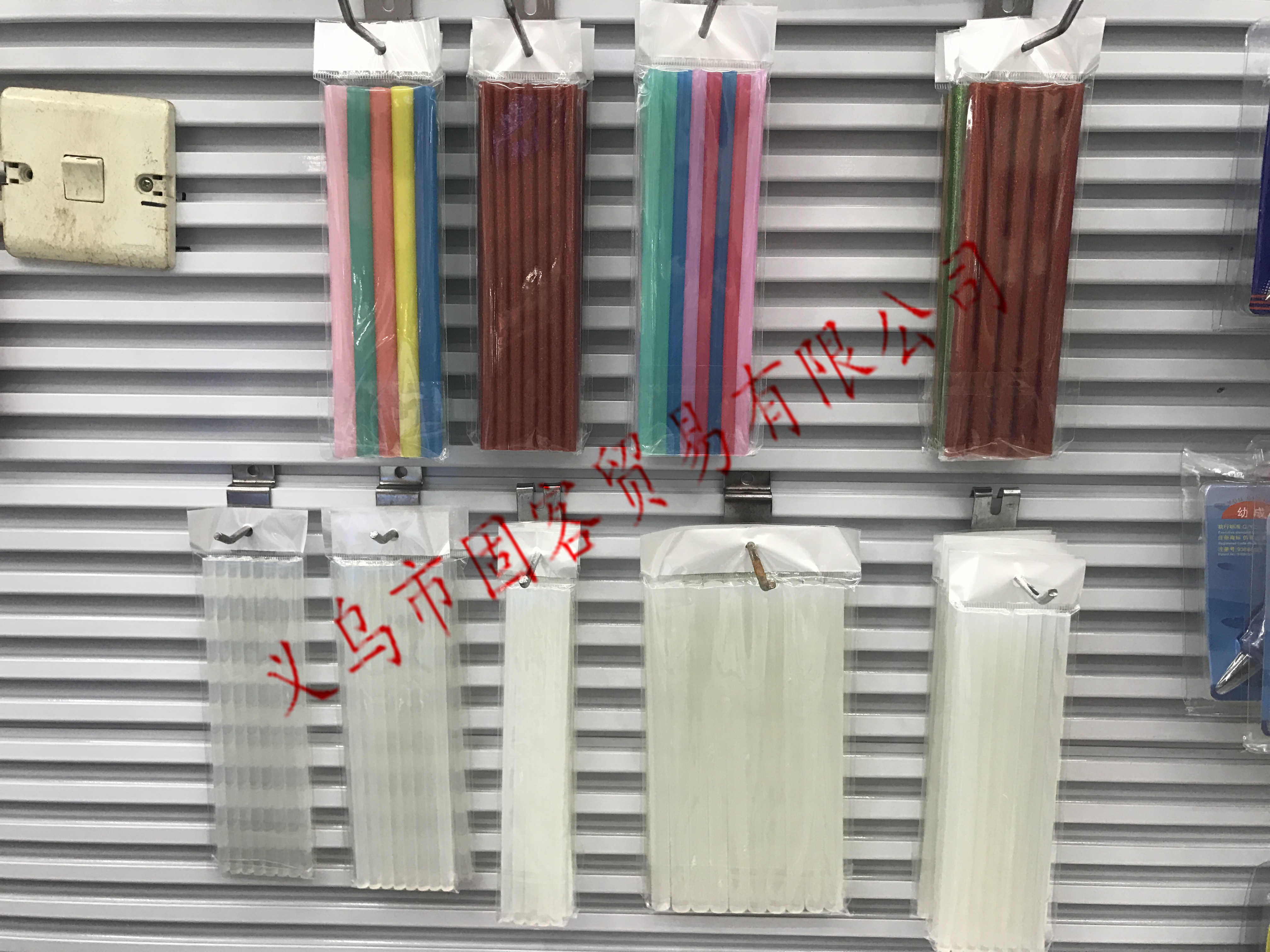 【固客】环保透明胶棒/热熔胶棒批发/热溶胶条高粘性弹力热熔胶