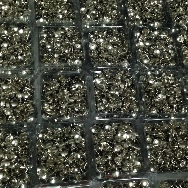 Bulk nickel-plated drawing pins in 2020 Application Scenario