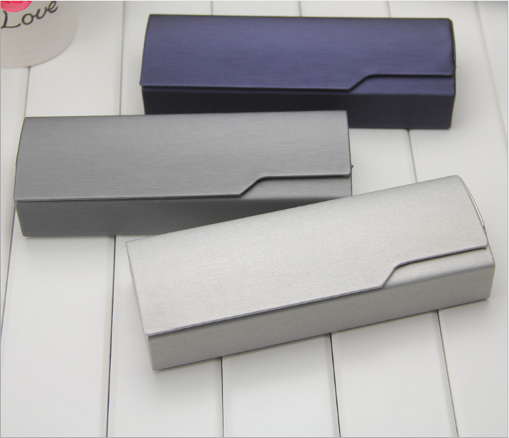 近视眼镜盒女韩国小清新时尚眼睛盒可爱近视眼镜盒，眼镜链