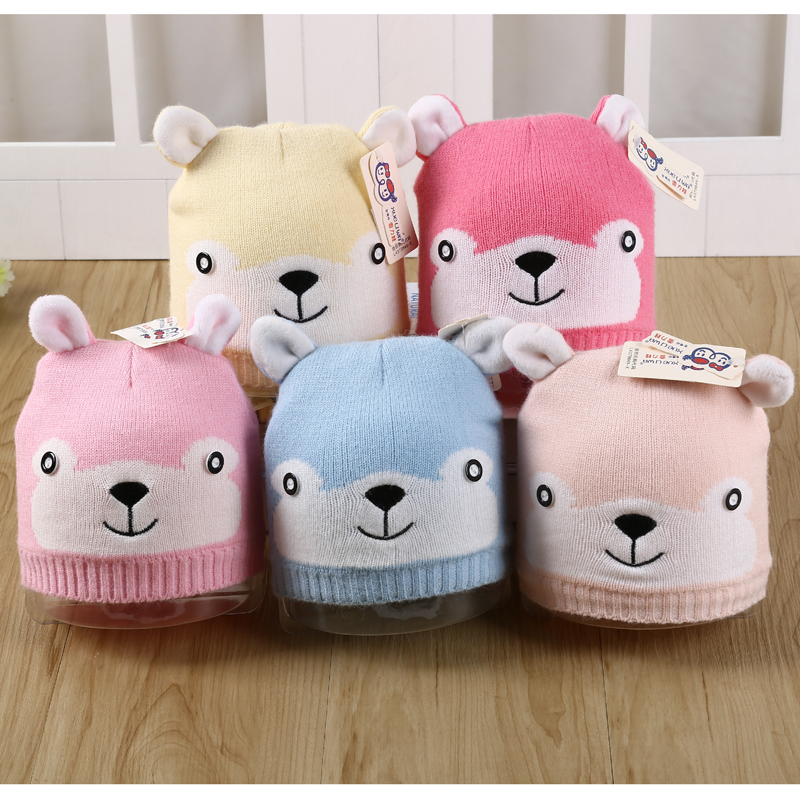 Baby boy and girl baby bear knitted hat with cotton wool, gloves, mittens, head cap