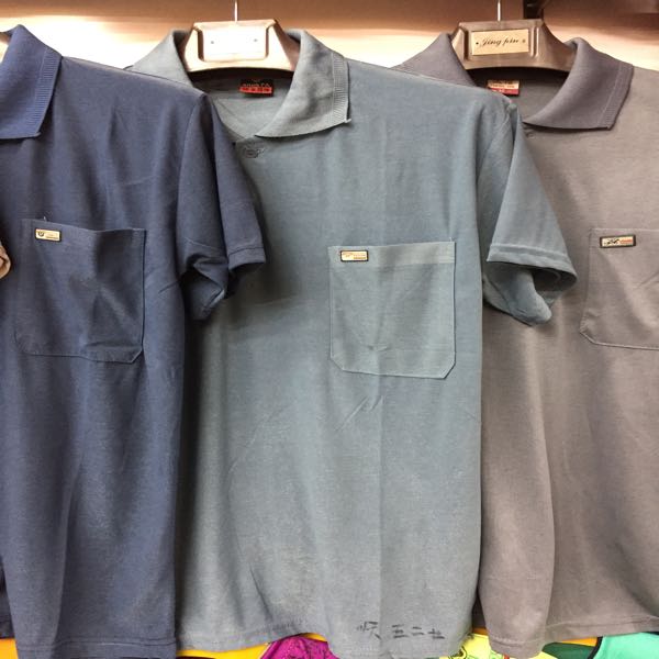 Men's lapel pocket button T-shirt for the elderly details Picture