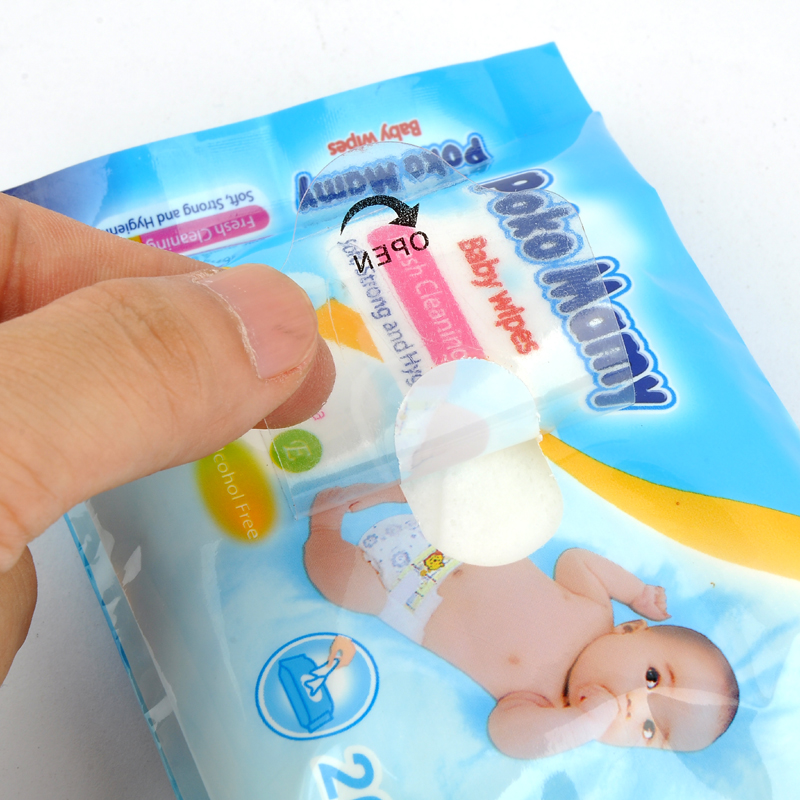 Portable wet wipes, 20 wipes, baby wet wipes, baby hand and mouth cleaning wet wipes, small packs, wet wipes manufacturer wholesale Application Scenario