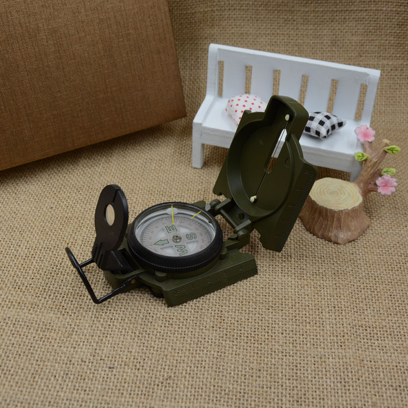 Jinghui Factory directly approves the flip cover camouflage outdoor compass geological compass DC45-2D
