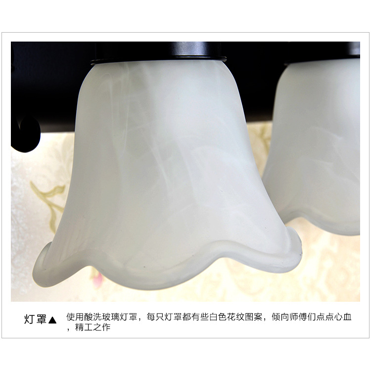 European-style ironwork mirror headlights, bathroom lamps, double-headed, triple-headed and four-headed mirror headlights, classic bathroom mirror headlights wholesale details Picture