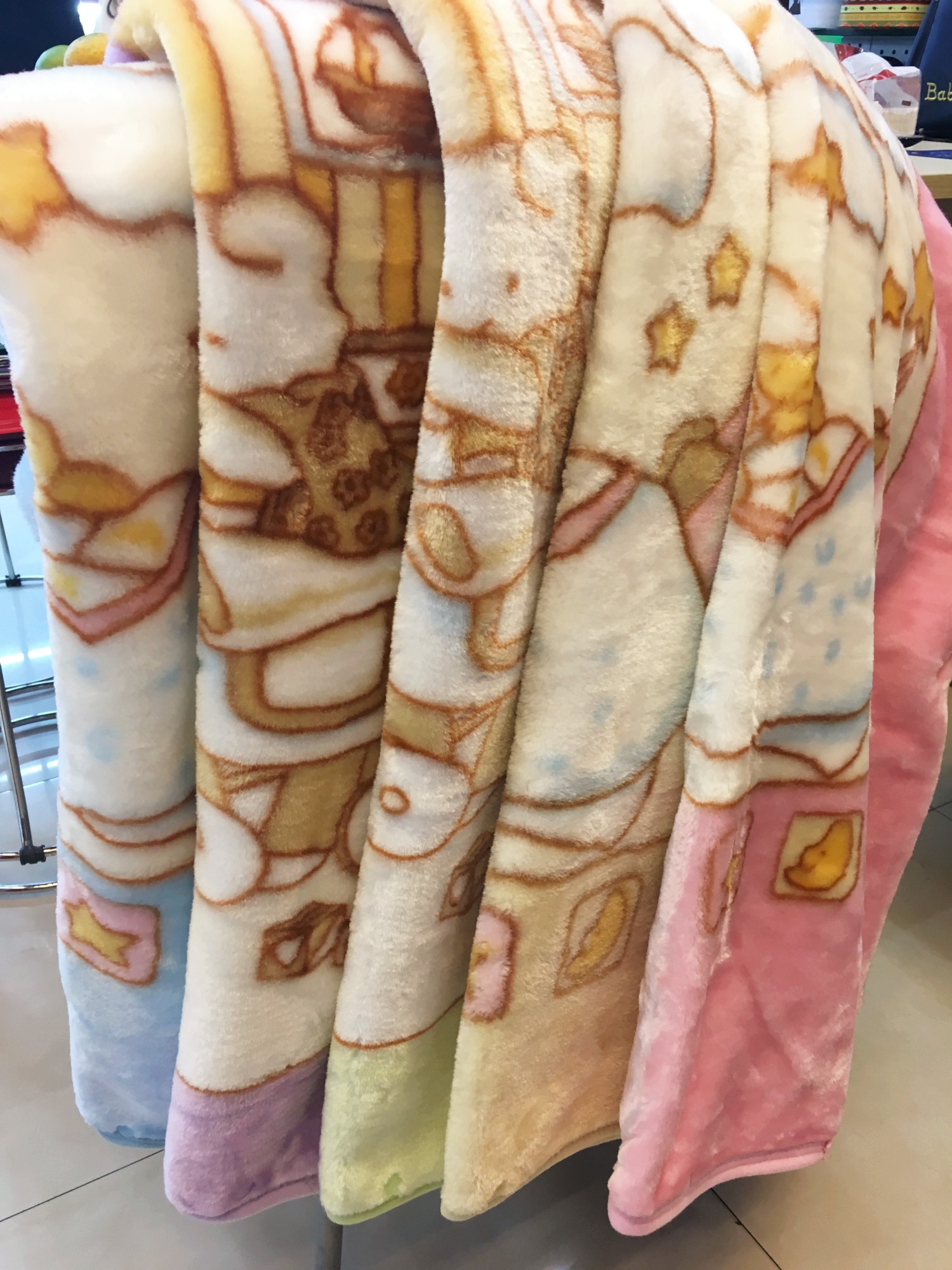 外贸宝宝毛毯新生婴儿抱毯宝宝外出带拉链毛毯产品图