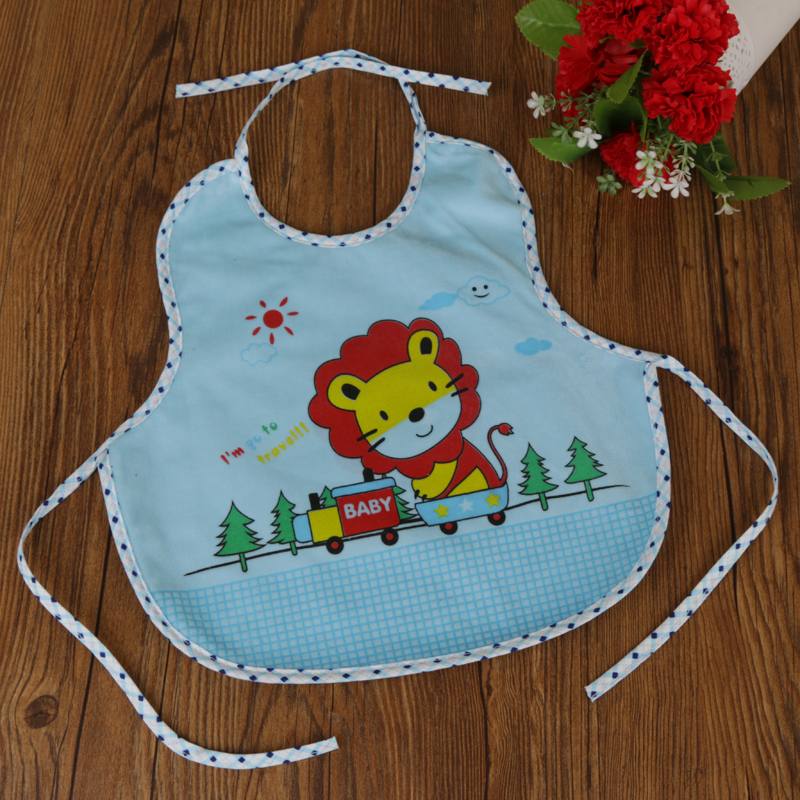 Velvet Little Lion driving bib, bib, saliva towel, food bag, infant and toddler feeding button bib Application Scenario