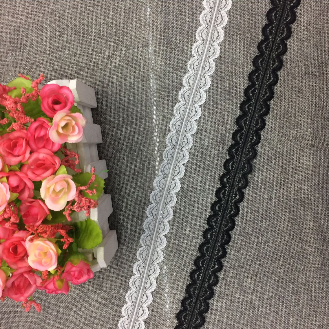 Lace without elasticity, full nylon trim, affordable price, and a bestseller of hemp rope