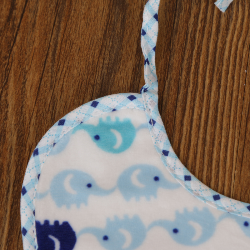 Velvet printed little elephant all-cotton bib baby drool wipes Application Scenario