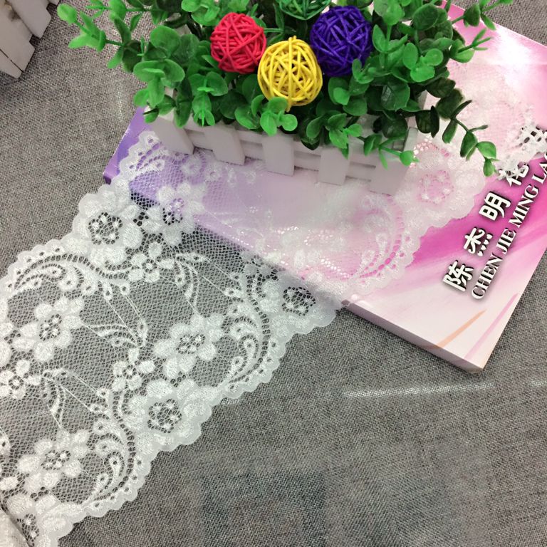 Lingerie for women in autumn and winter, lace base layer with elastic lace Specification image