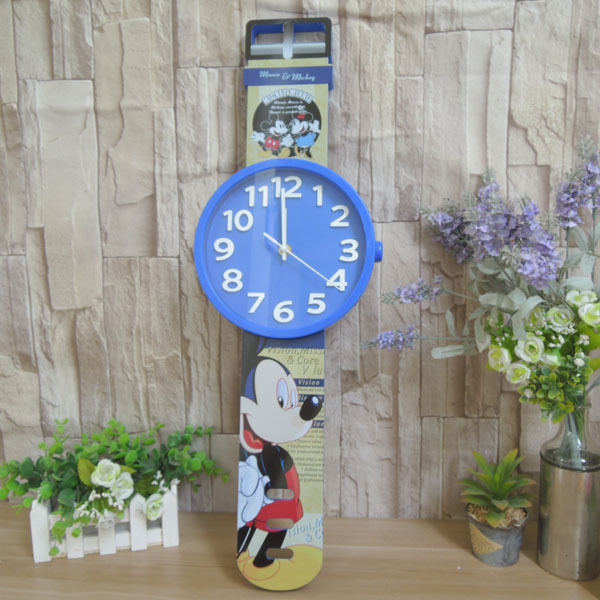 Reloj creativo de sala de estar reloj de pared de dibujos animados reloj orgánico reloj Application Scenario