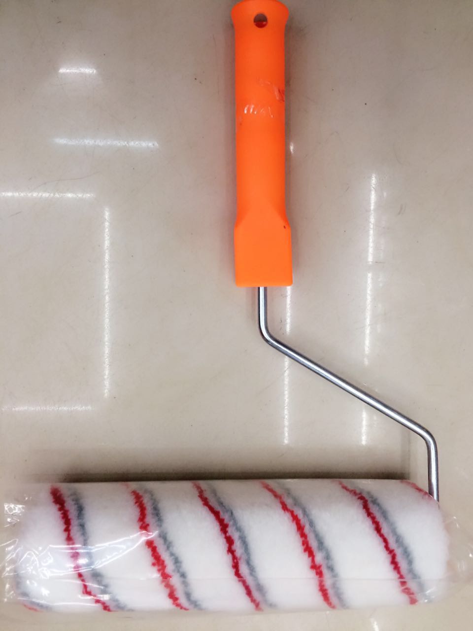 厂家直销9寸滚筒刷子