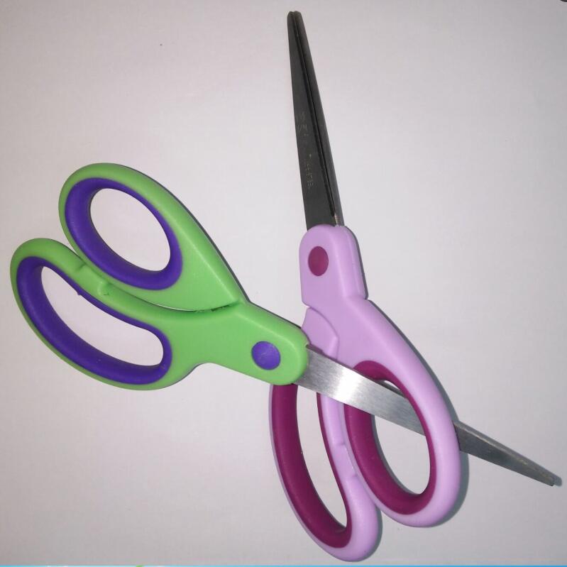 Office and study supplies: Rubber and plastic scissors, paper-cutting office scissors, black handle paper-cutting office scissors Specification drawing