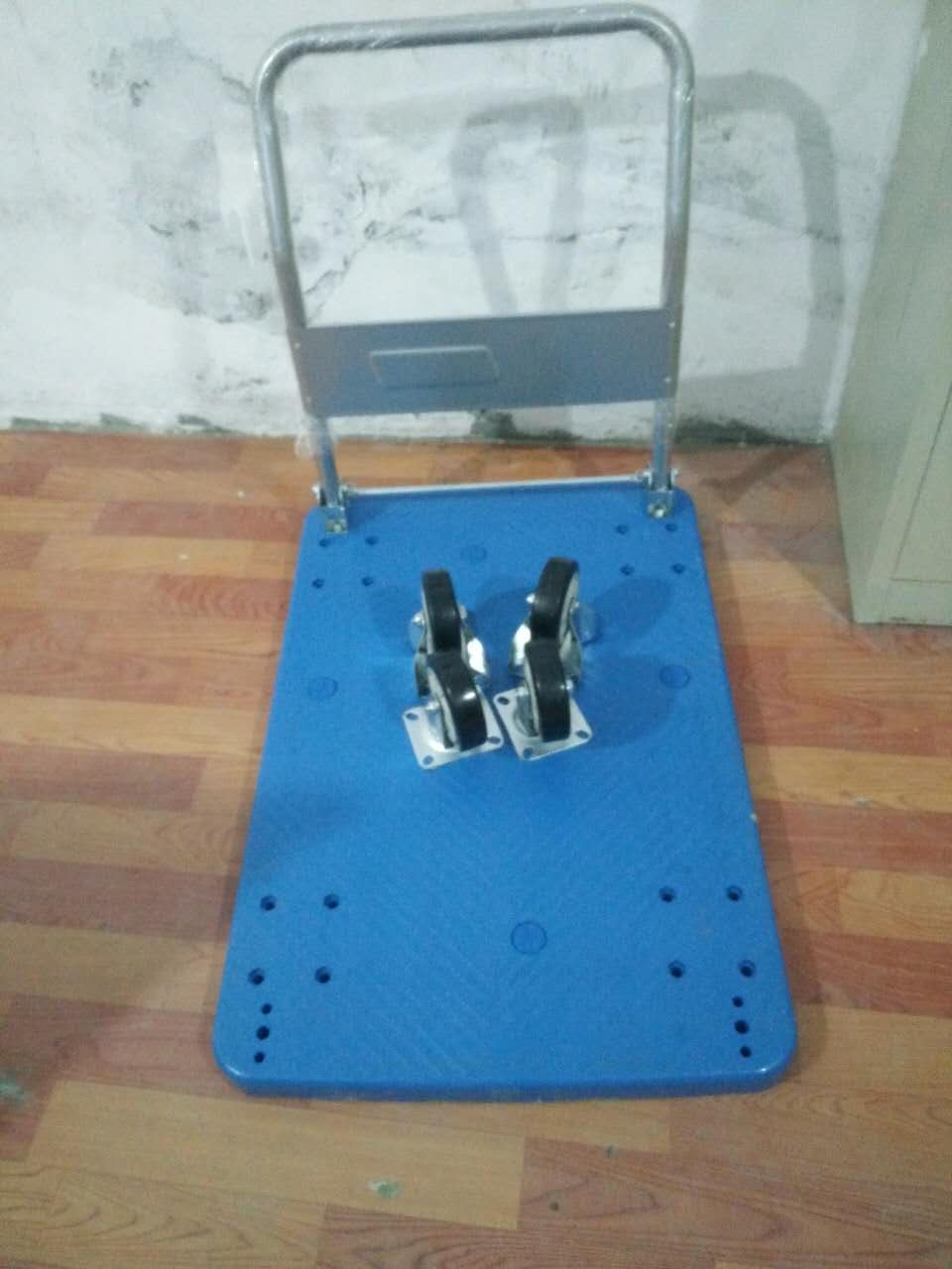 Handcart, flatbed cart, small trolley Application Scenario