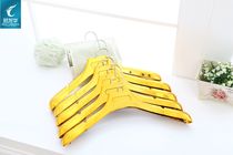 Clothes maker New Longhua man electroplated gold plastic coat hangers wholesale