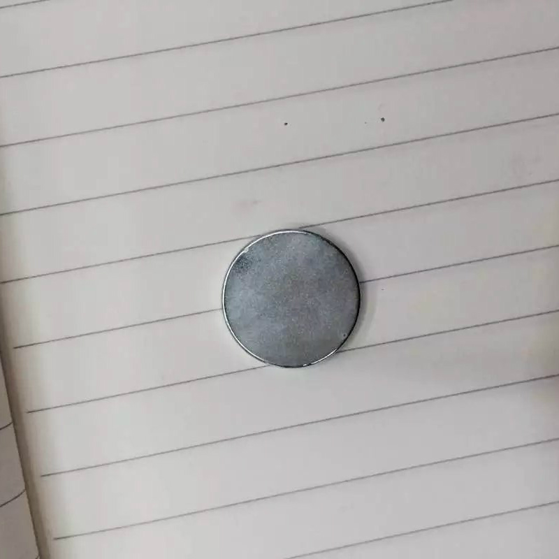 磁铁 强磁 圆形磁铁 钕铁硼 小磁铁 18*3MM