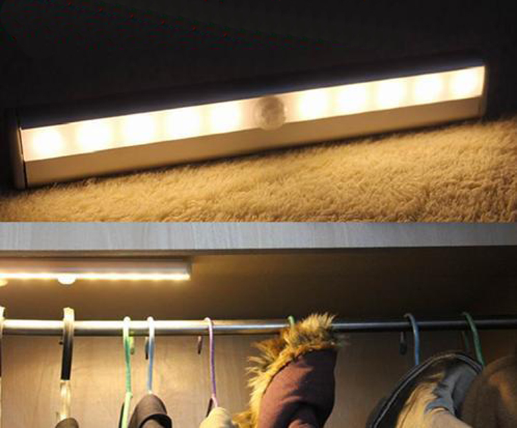Best-selling LED wardrobe lights, RV lights, body-sensing cabinet lights, bookcase lights in North America, 6V lithium battery charging details Picture