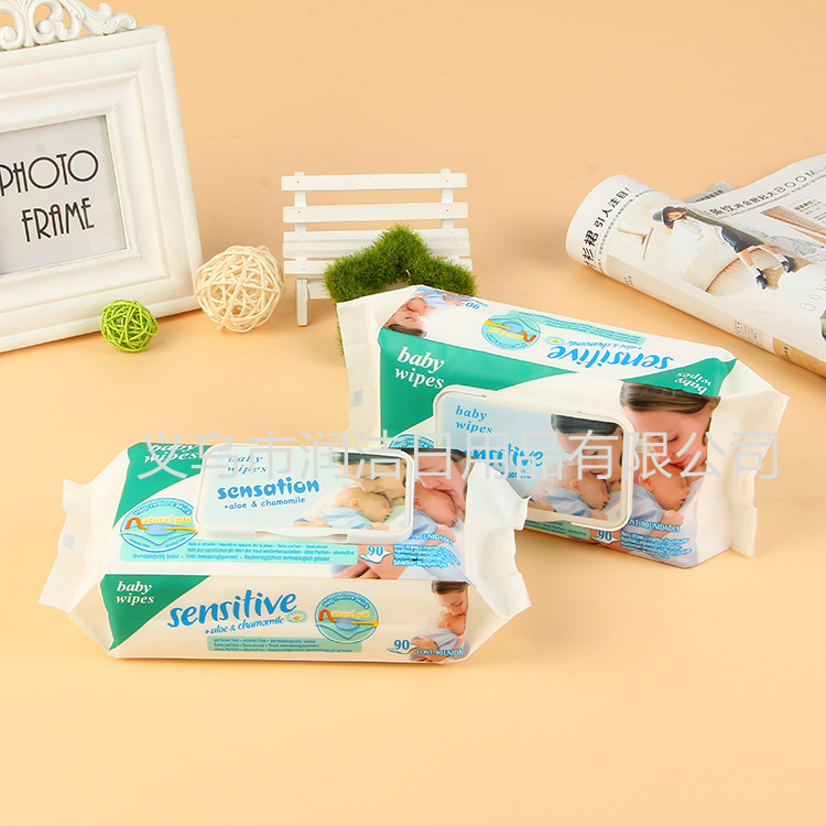Factory direct sale of mother and child baby Soft Wet wipes 90pcs baby wipes details Picture