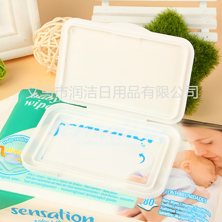 Factory direct sale of mother and baby soft Wet wipes 80pcs baby wipes details Picture