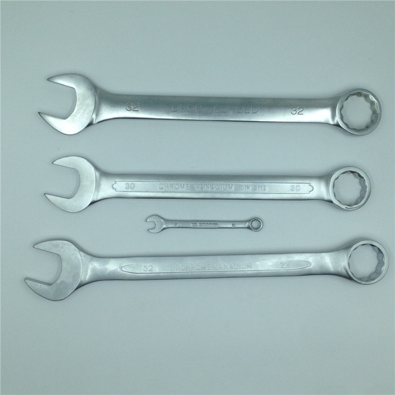 30mm32mm大两用扳手五金工具