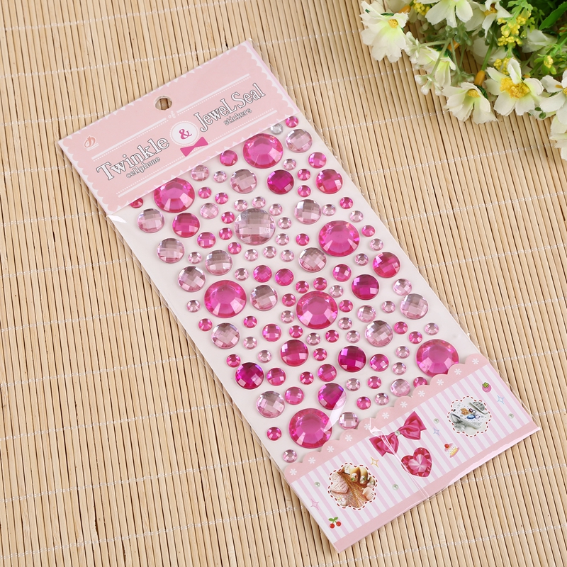 美甲饰品实物图