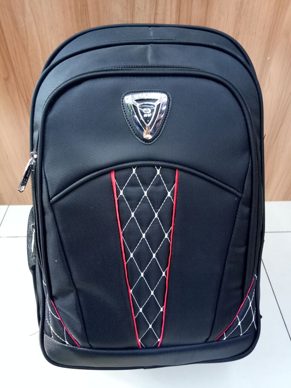 双肩包男士背包潮学生书包中学运动旅行商务电脑包