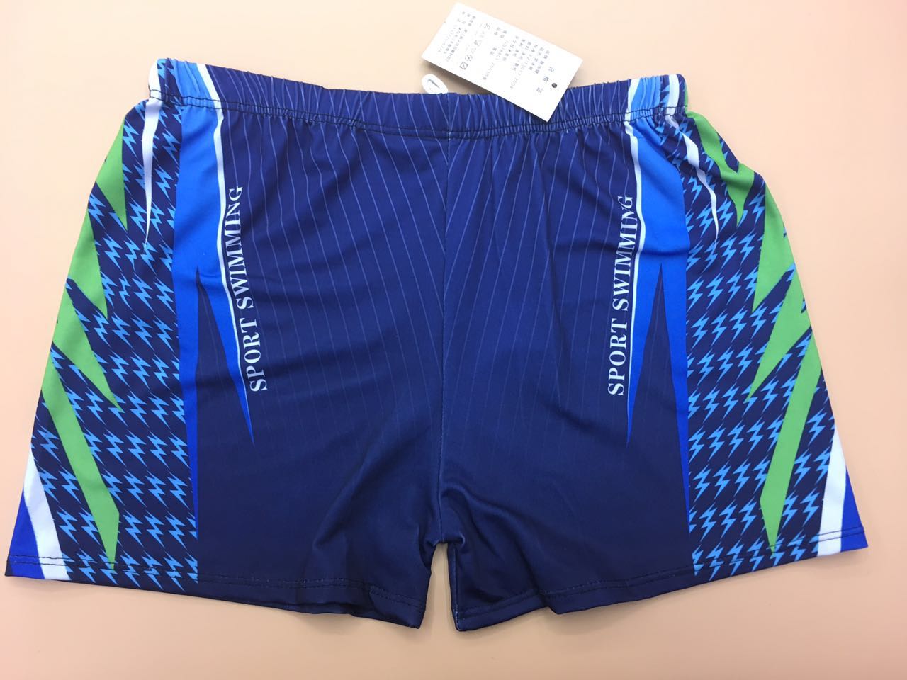 Men's swimming trunks Large size swimming trunks Flat corner hot spring fashion disposable printed milk silk flower swimming trunks full figure