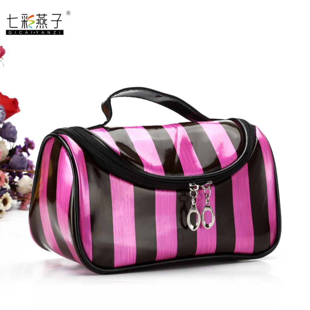 七彩燕子热销优质防水pu外国风饺子包条纹化妆包