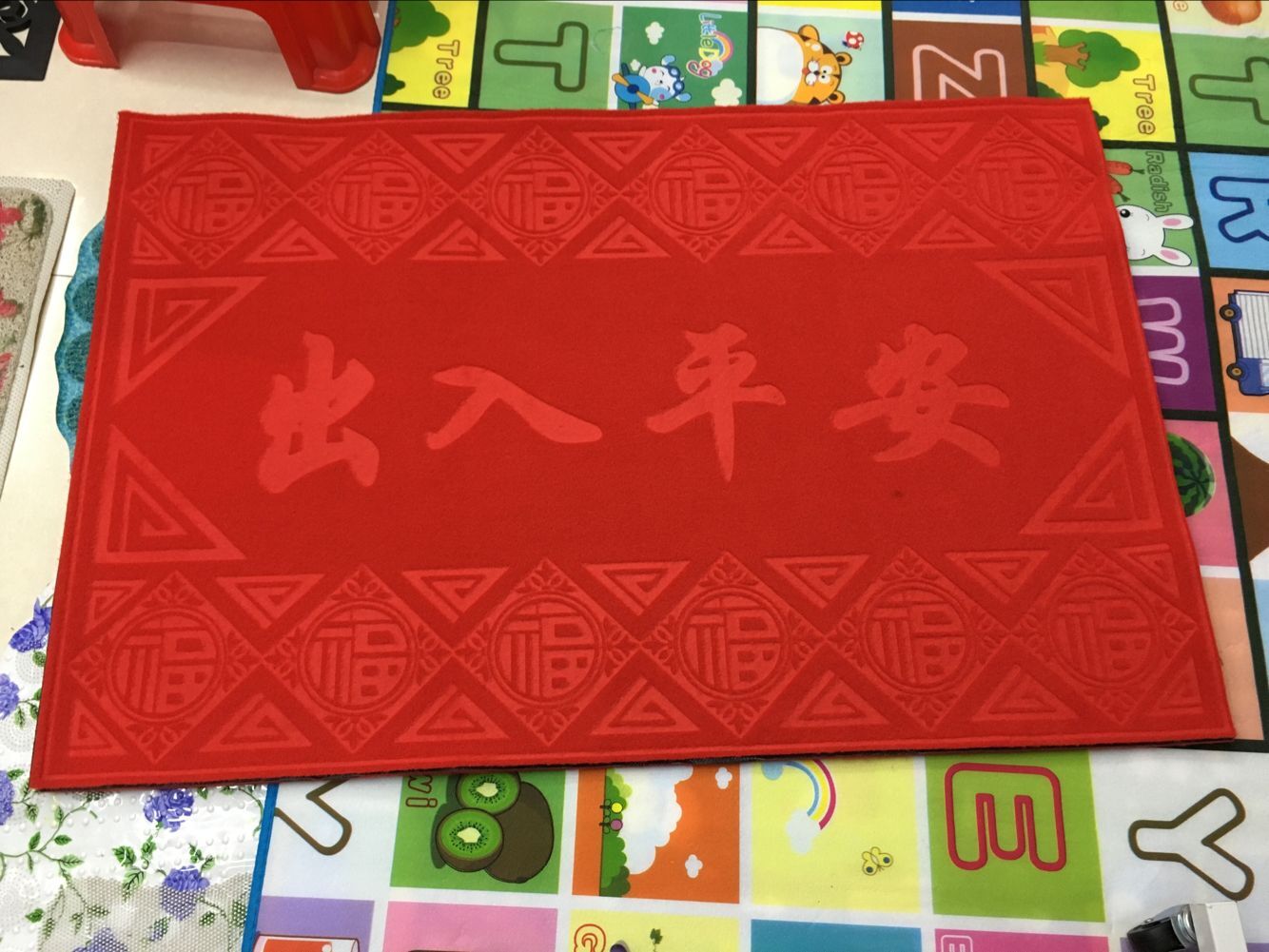 New best-selling 78*118cmPVC textured embossed floor mat, outdoor mat, anti-slip mat, foot mat, door mat, carpet Specification drawing