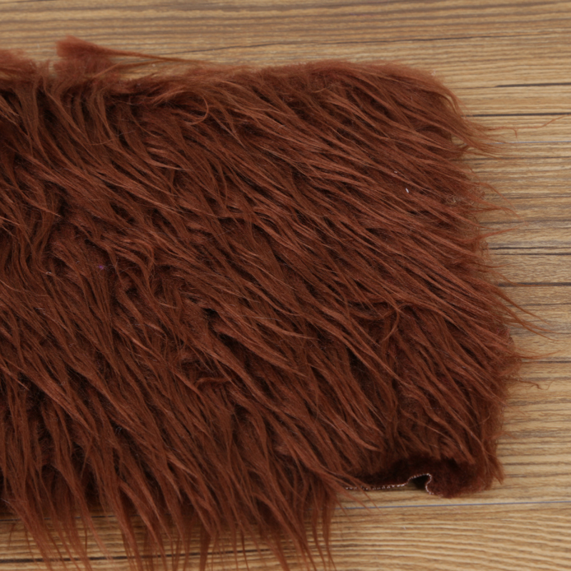 The water-repellent wool fabric is sold directly by the manufacturer in a variety of colors details Picture