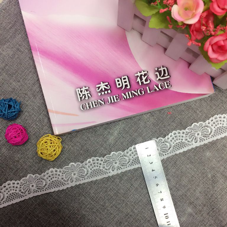 High-quality stretch lace is both good-looking and practical Specification image