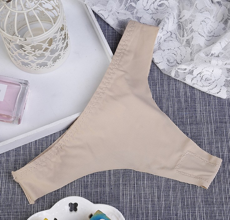 Ladies' one-piece ice silk seamless thong alluring and sexy solid color low-waist romantic underwear Application Scenario