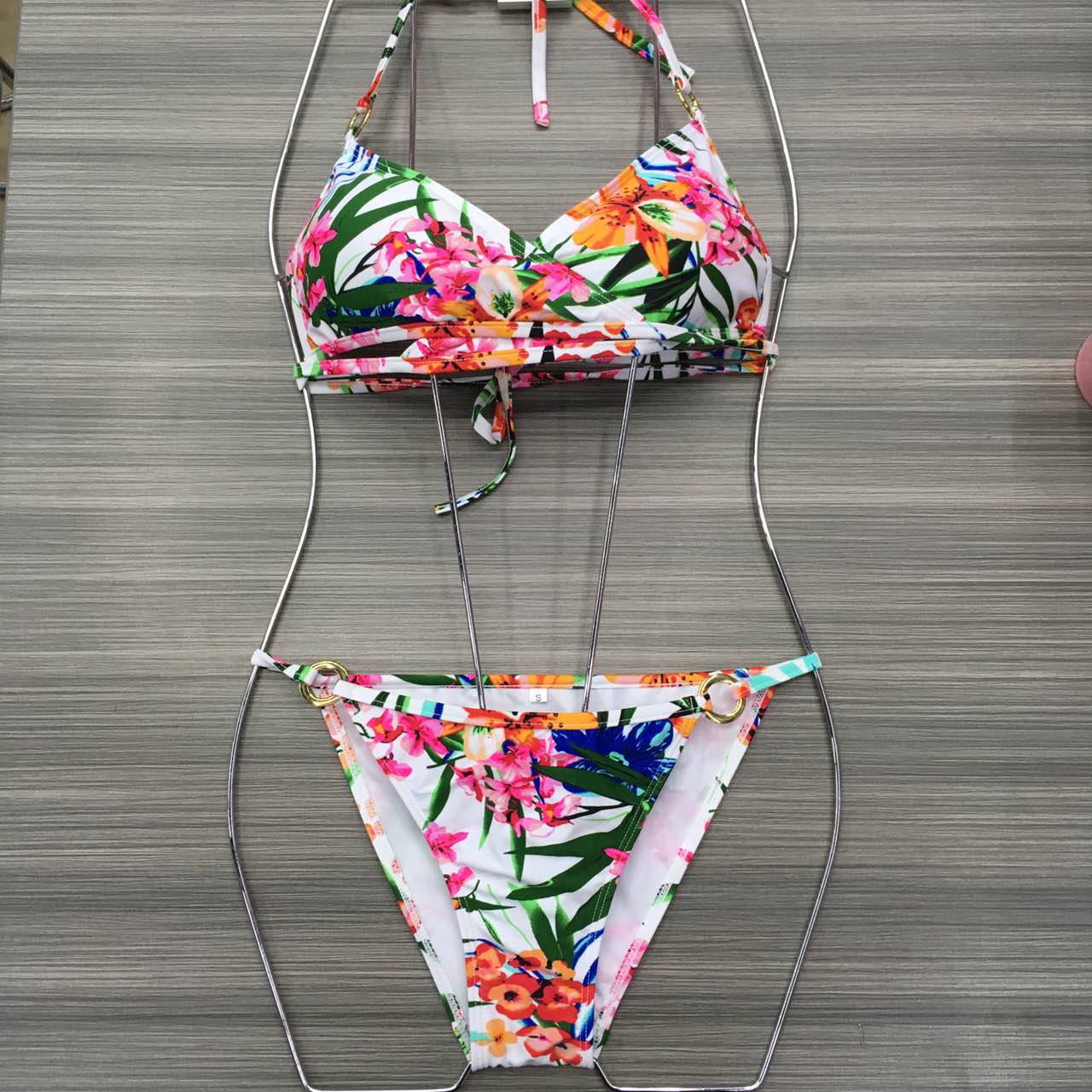 Foreign trade bikini a large number of stock spot style full size