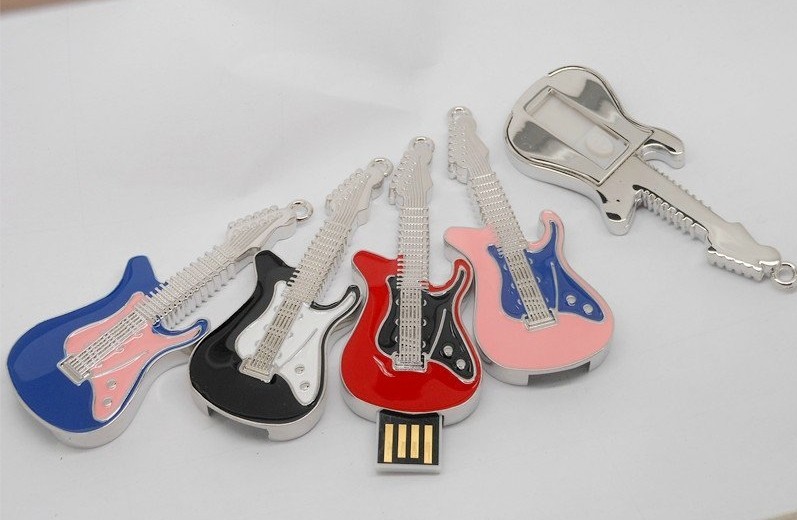 Customized metal violin USB flash drives, jewelry guitar USB flash drives, black gel sliding USB flash drives, business gifts from the manufacturer