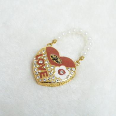 Dibujos animados joyas pareja corazón usb flash drive 32GLOVE metal inserto diamante diamante collar regalo usb flash drive Application Scenario